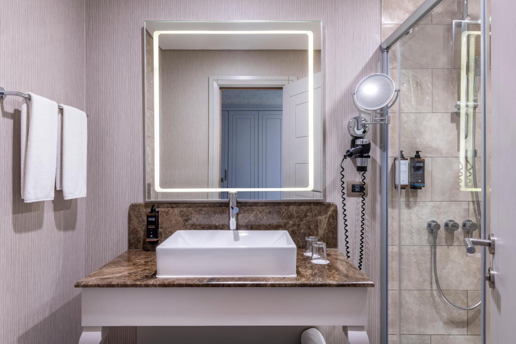 Mercure Tbilisi Old Town Eksteriør bilde